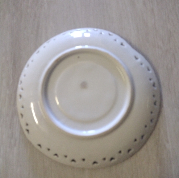 Vintage Pineapple Fruit Theme  Porcelain Tea Saucer Plate - Picture 2 of 9